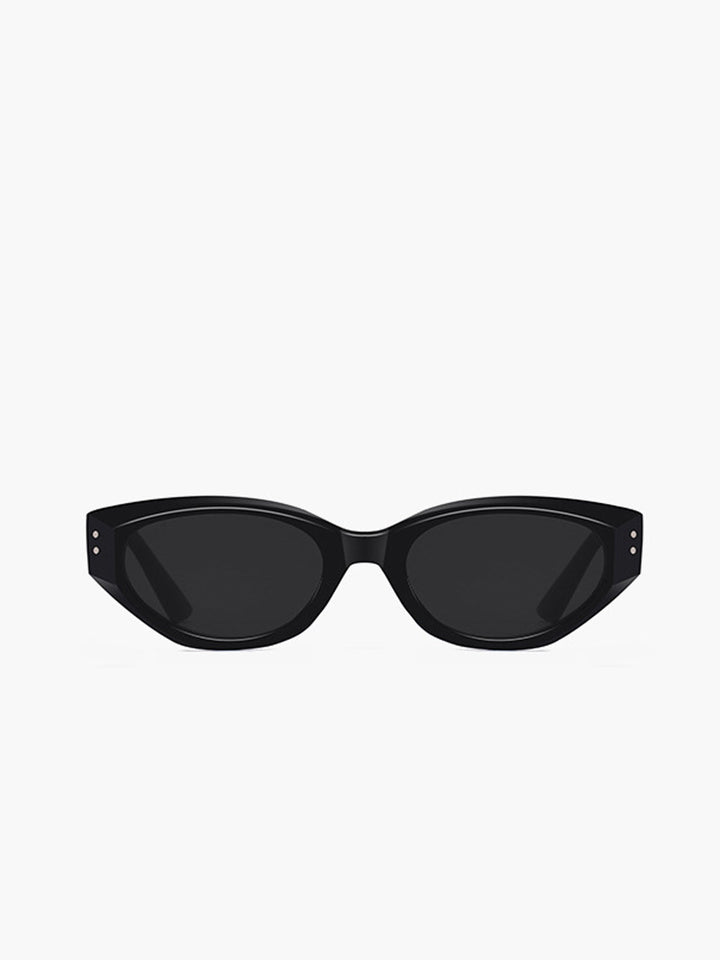 Vintage black cat eye sunglasses, essential women's fashion accessory with retro flair.