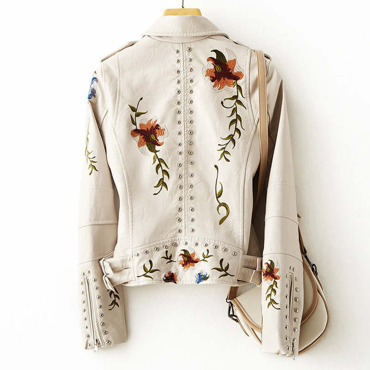 Versatile women's floral print jacket. Retro style for comfortable spring & autumn fashion. Lightweight outerwear.