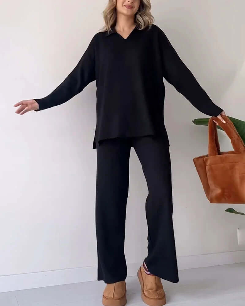 Super cozy women's ribbed knit loungewear set, a warm two-piece outfit for ultimate relaxation.