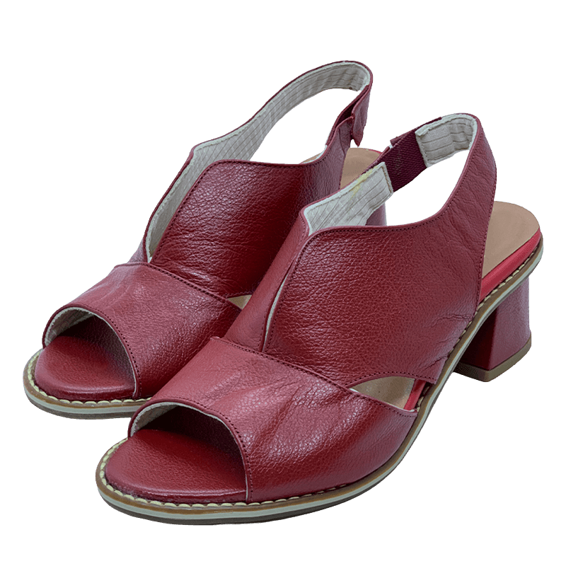 Women's Selina heeled dress sandals. Elegant leather, buckle closure, ideal for stylish events.