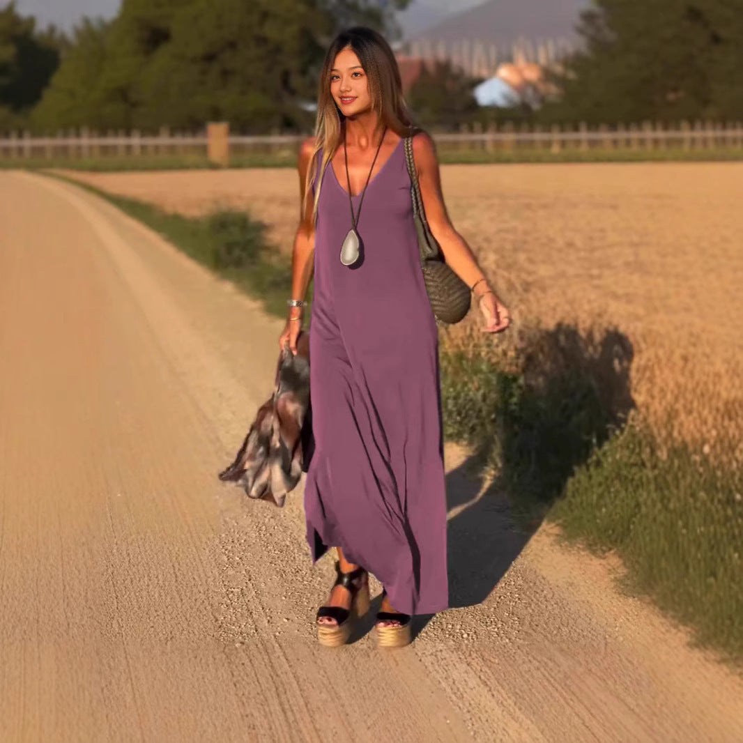 Flowy women's long dress, multi-color & sleeveless, for an easy, elegant summer look.