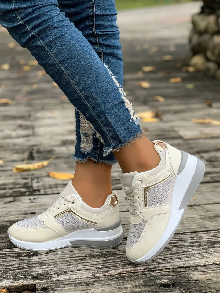 Comfortable women's platform sneakers with sparkling details & a stylish round toe.