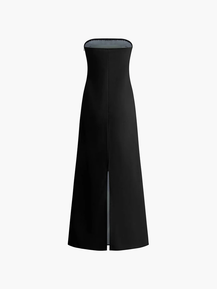 Chic women's strapless printed maxi dress. A stunning choice for summer parties, vacation, or beach days.