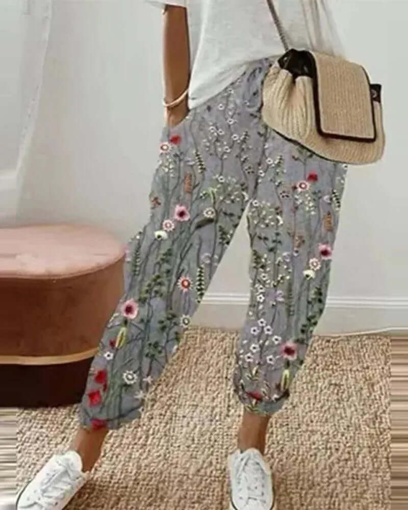 Comfortable women's linen-blend striped pants, perfect casual relaxed fit trousers for summer wear and comfort.
