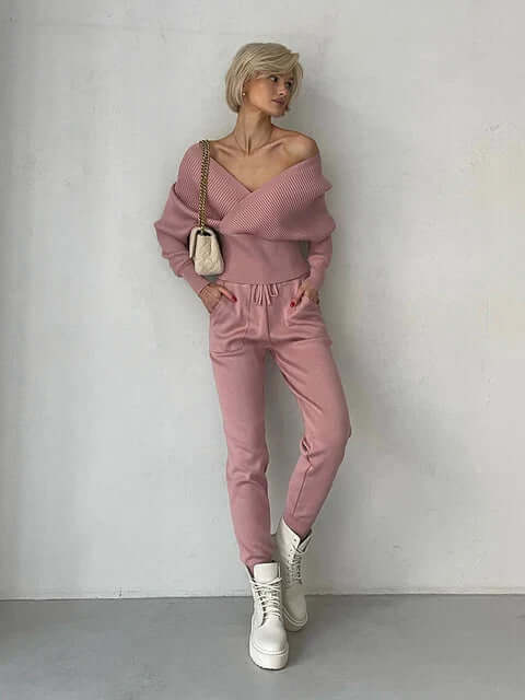 High-quality women's viscose two-piece set, offering comfort and elegant style.