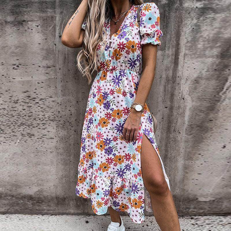 Women's summer midi dress, sleeveless, flowy, perfect for casual wear or vacation.