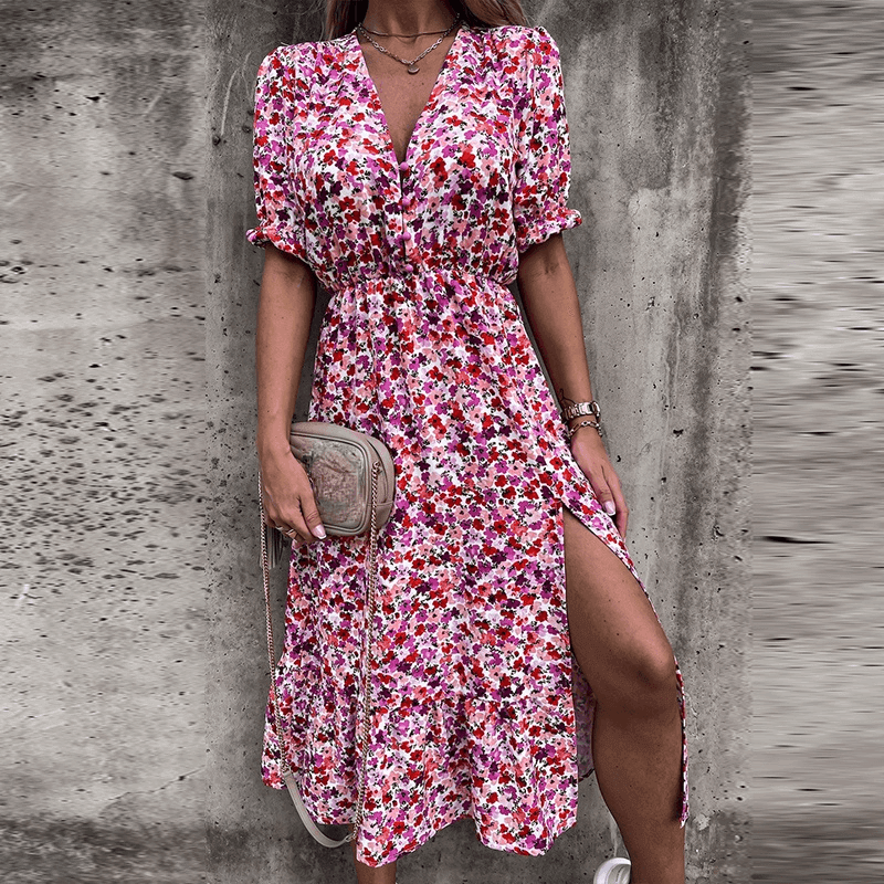 Women's sleeveless summer midi dress, flowy casual design, perfect for comfort & vacation style.