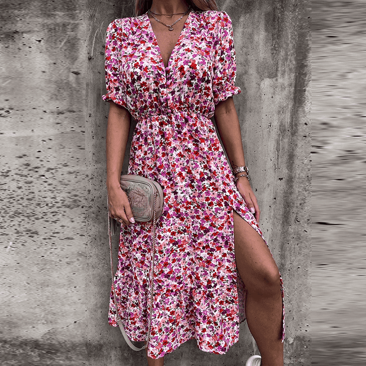Women's sleeveless summer midi dress, flowy casual design, perfect for comfort & vacation style.