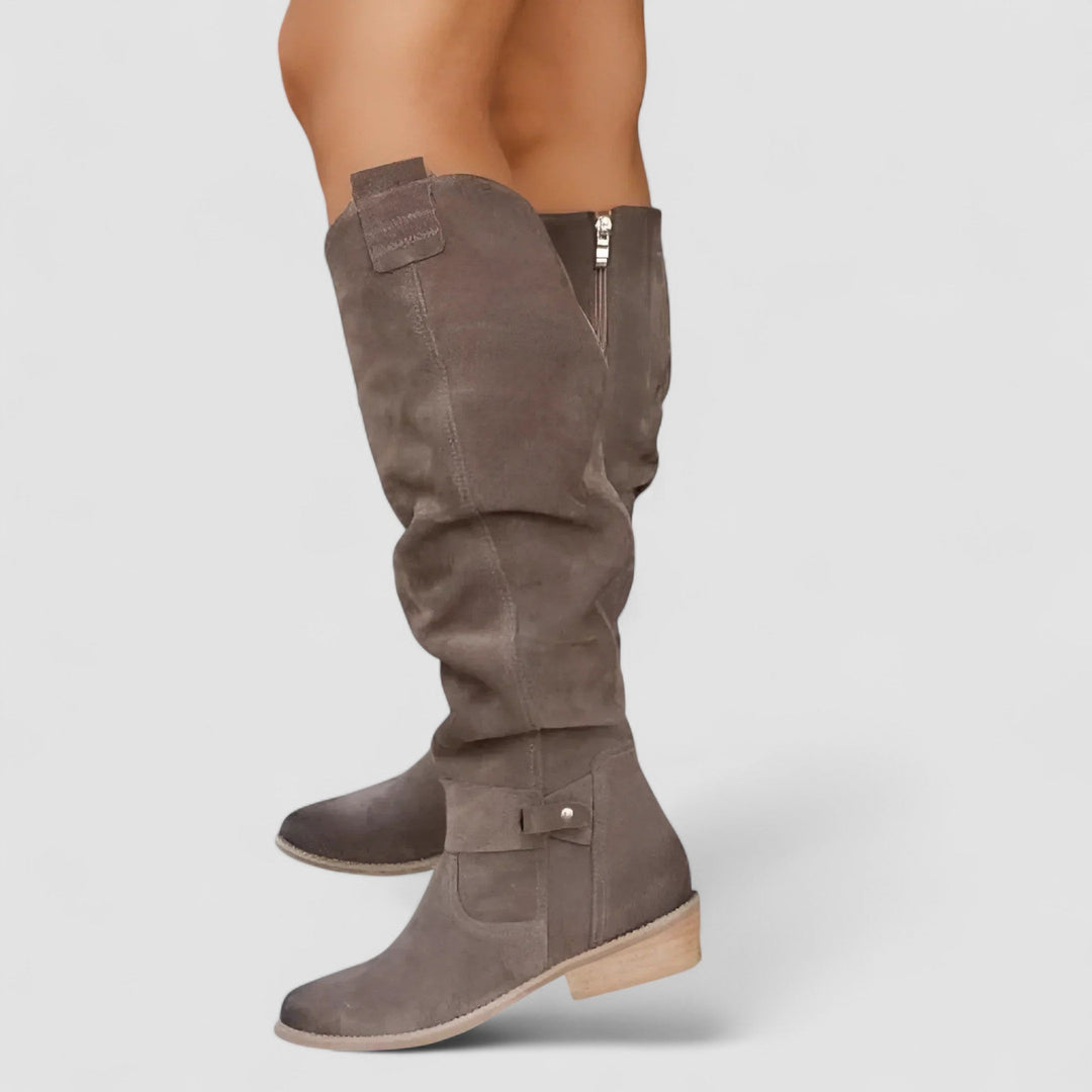 Women's cushioned orthopedic ankle boots, providing excellent support for foot health.