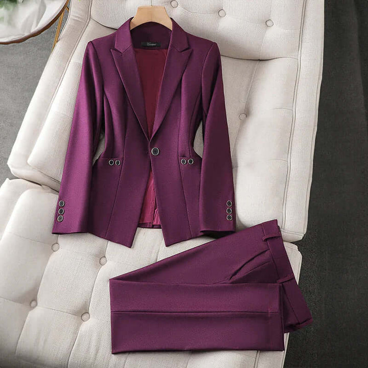 Elegant women's two-piece tailored trouser suit, perfect for formal events or sophisticated business attire.