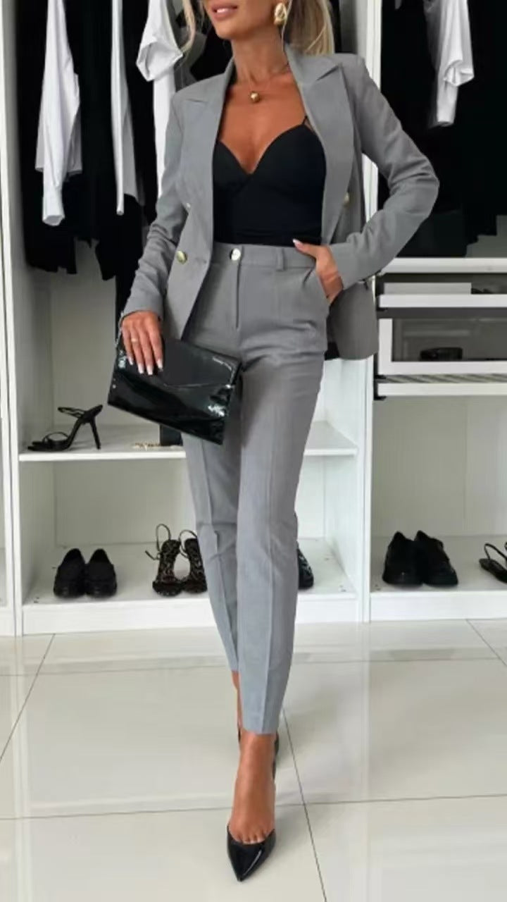Stylish women's workwear blazer & trousers set, ideal for business meetings, office wear, or any formal professional occasion.