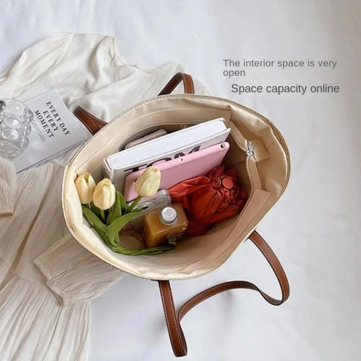 Casual two-tone women's shoulder bag, a versatile beach tote perfect for summer, vacation, and daily use.
