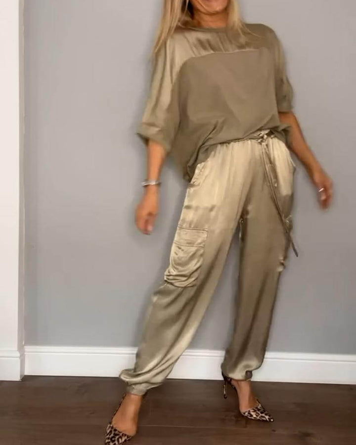 Cozy women's two-piece set, soft loungewear for relaxation, sleep, or comfortable home wear.