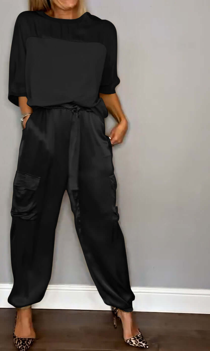 Relax in this women's two-piece comfort set. Ultra-soft loungewear for sleep or casual days.