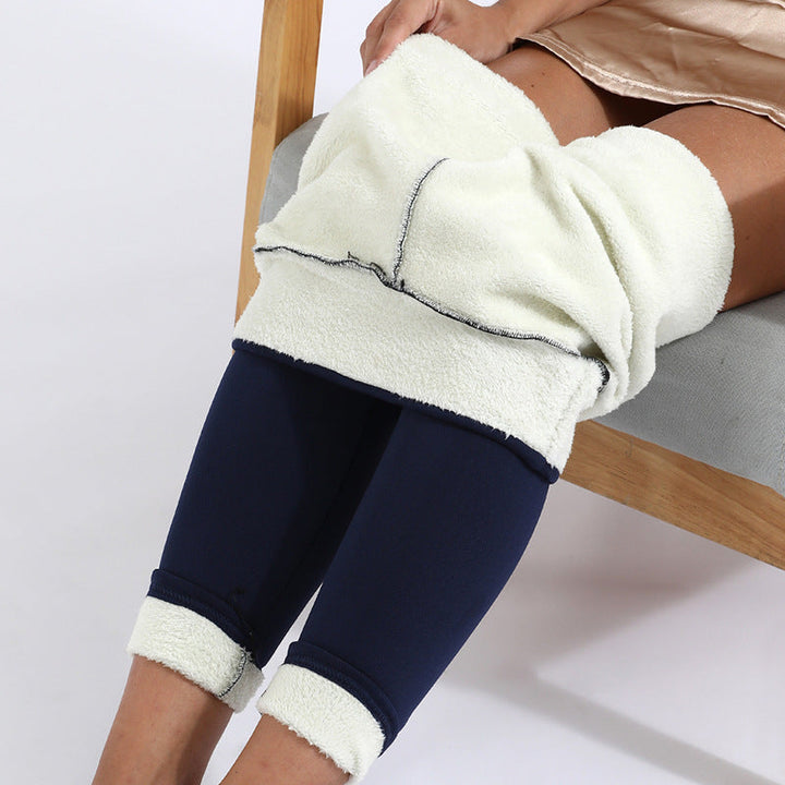 Everyday wear women's warm leggings, stretchy and high-waisted for cold weather.