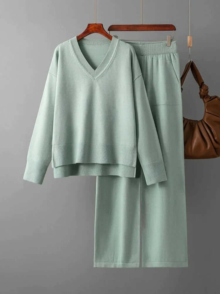 Cozy women's v-neck top & wide-leg pant set. Comfortable loungewear, perfect for home or outings.