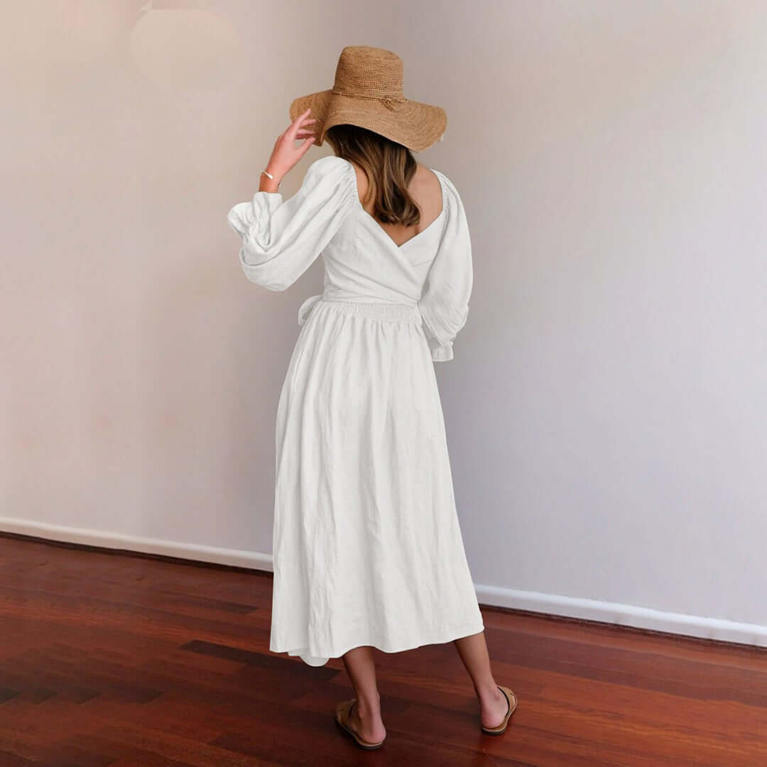 Versatile women's summer dress, easily styled for casual days or elegant evenings, chic and comfortable.