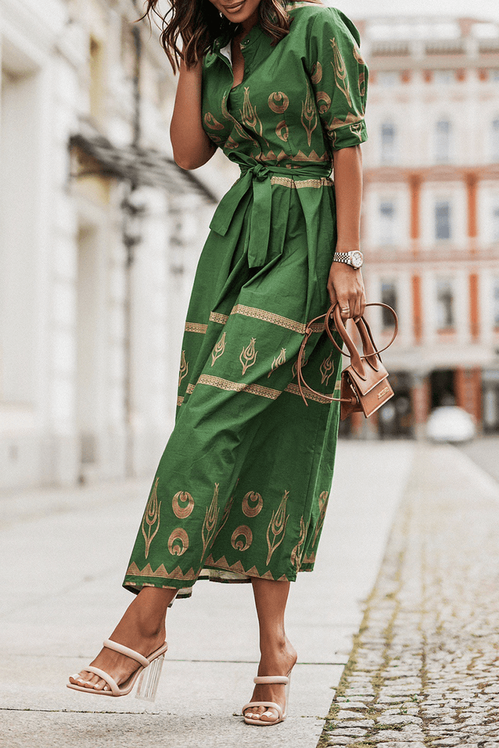 Elegant short sleeve women's A-line dress, classic vintage cotton style. Comfortable & versatile.