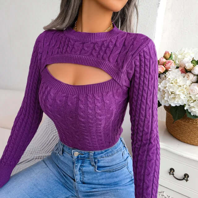 Women's long-sleeve knitted vintage pullover sweater, a warm and cozy top for elegant autumn & winter outfits.