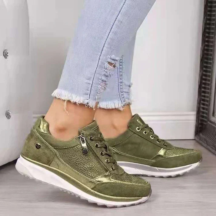 Comfortable women's wide fit athletic sneakers for running, walking, and casual wear. Durable lace-up design.