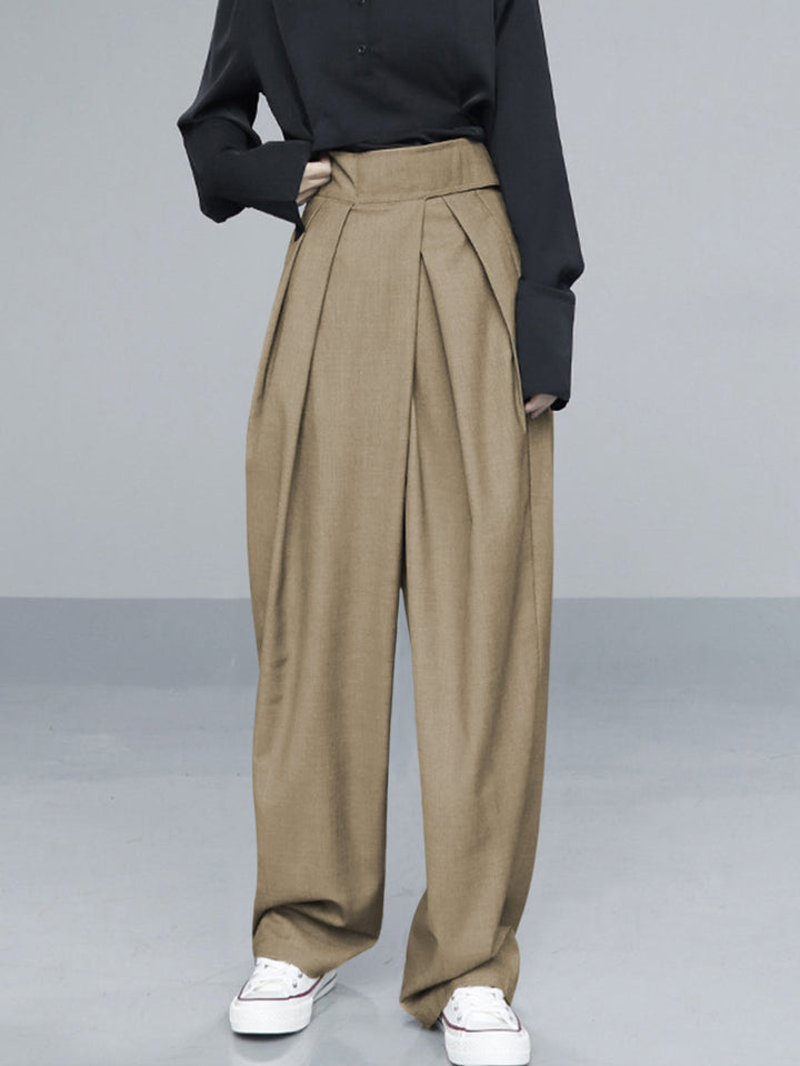 Fashionable women's wide leg pants, offering a relaxed fit and effortless style with an adjustable Velcro waist.