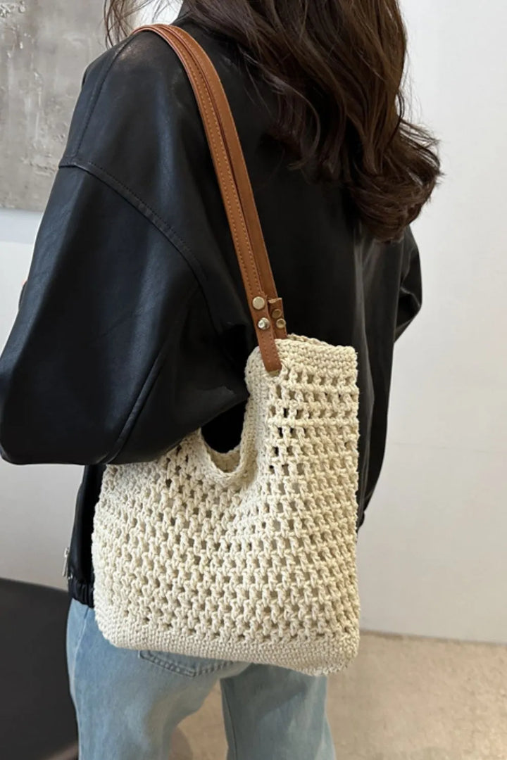 Women's woven cotton shoulder bag, perfect for casual everyday wear. Natural, lightweight & stylish.