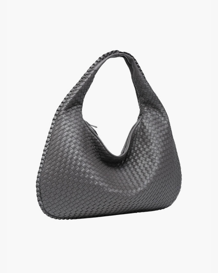 Trendy women's woven hobo bag, a versatile shoulder bag perfect as a stylish casual accessory.
