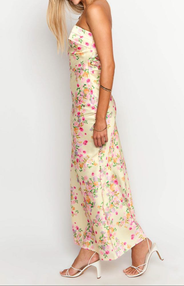 Gorgeous yellow floral maxi dress, a must-have for women's summer fashion & vacation outfits.