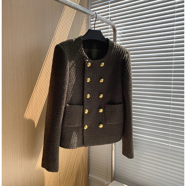 Women's lightweight casual short jacket, perfect chic layer, breathable fabric, versatile colors, stylish for any outfit.