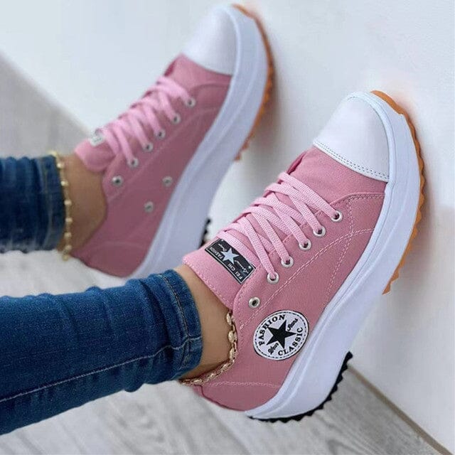 "Women's white chunky sole low-top sneakers, casual style with lace-up closure for modern comfort and versatile wear."